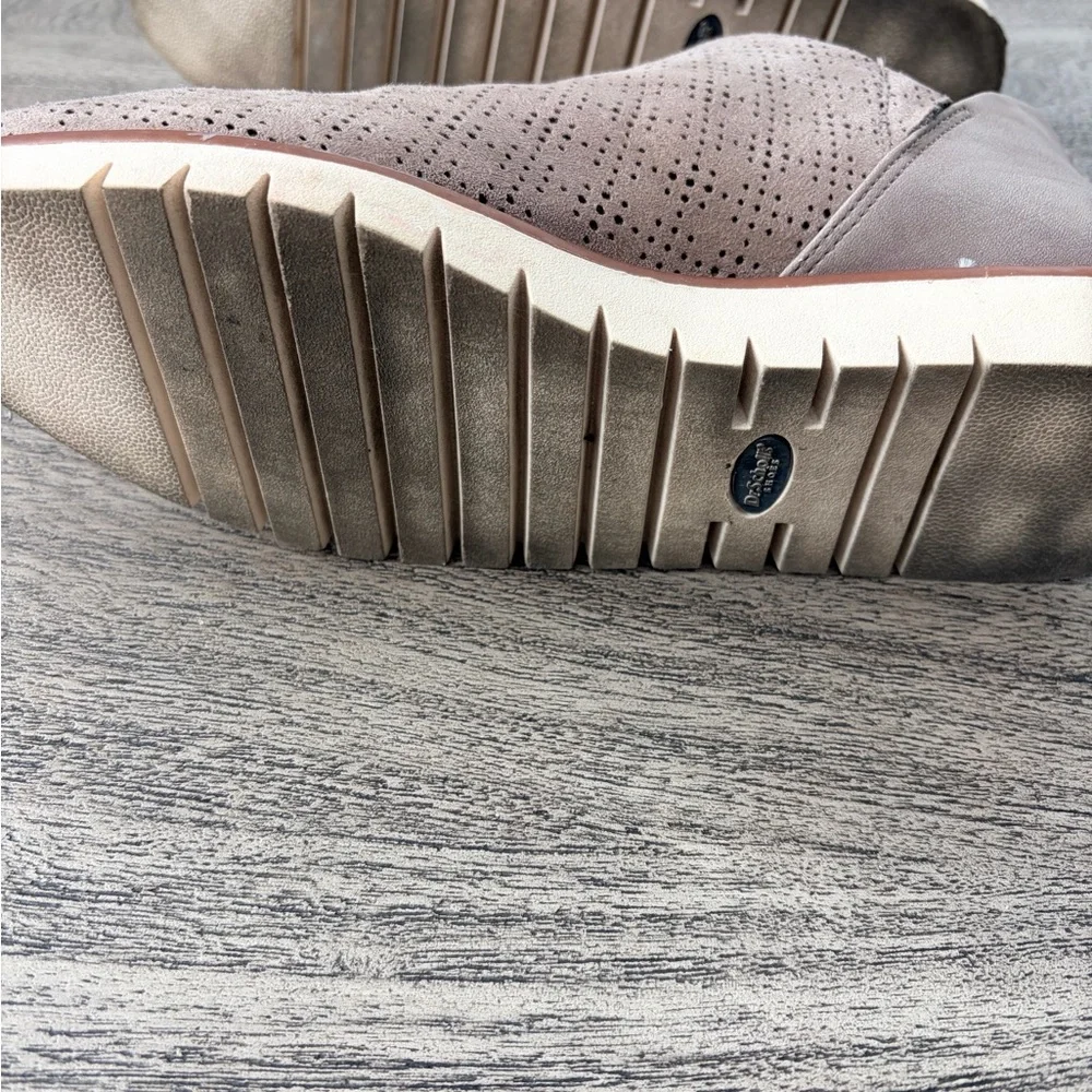 Dr. Scholls comfortable dr